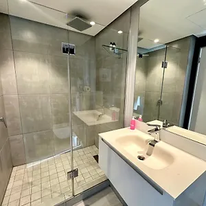 https://urban-elephant-16-on-bree.hotels-capetown.com